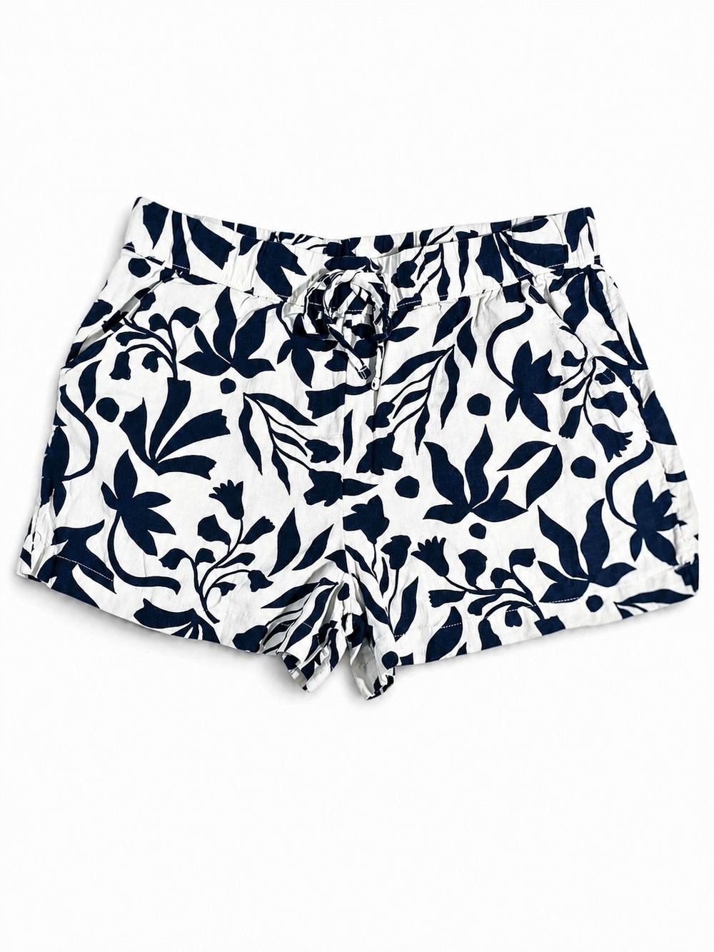 Time and Tru Women's Navy & White Floral Linen Blend Pull-On Shorts Size Large